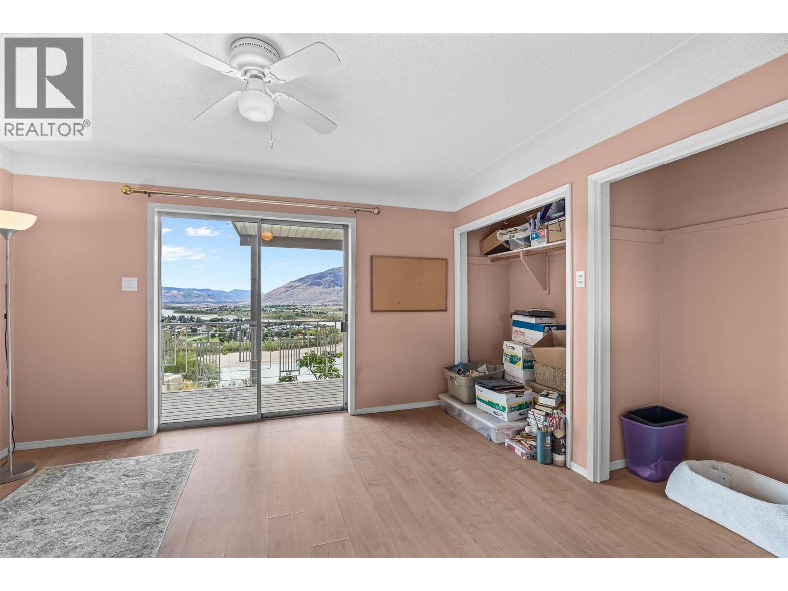 402 Strathcona Terrace, Kamloops