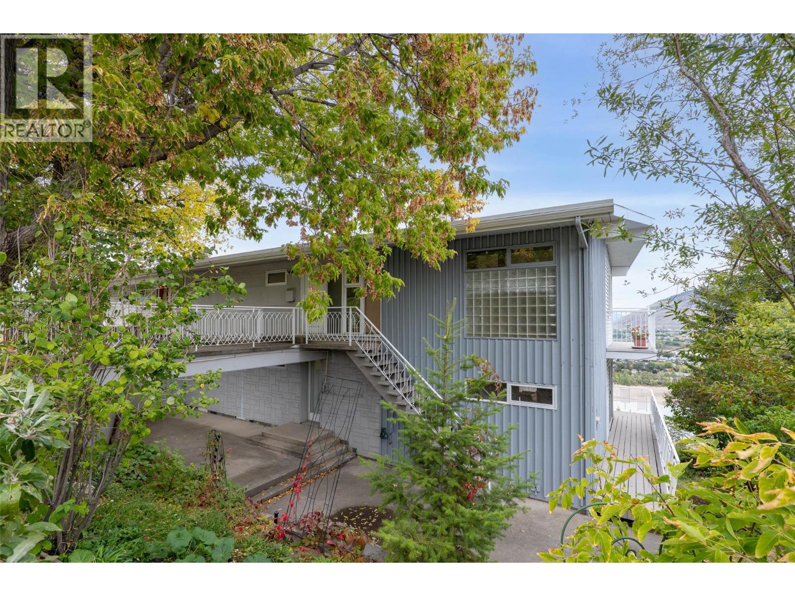 402 Strathcona Terrace, Kamloops