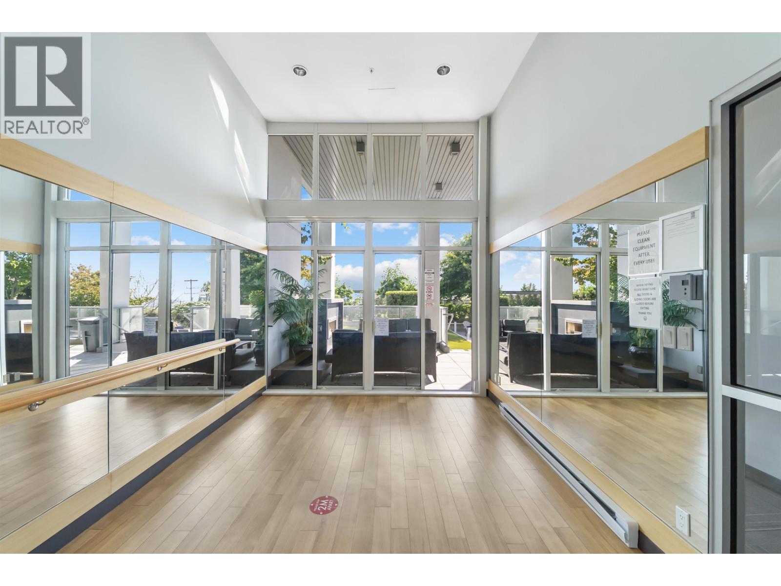 106 958 RIDGEWAY AVENUE, Coquitlam