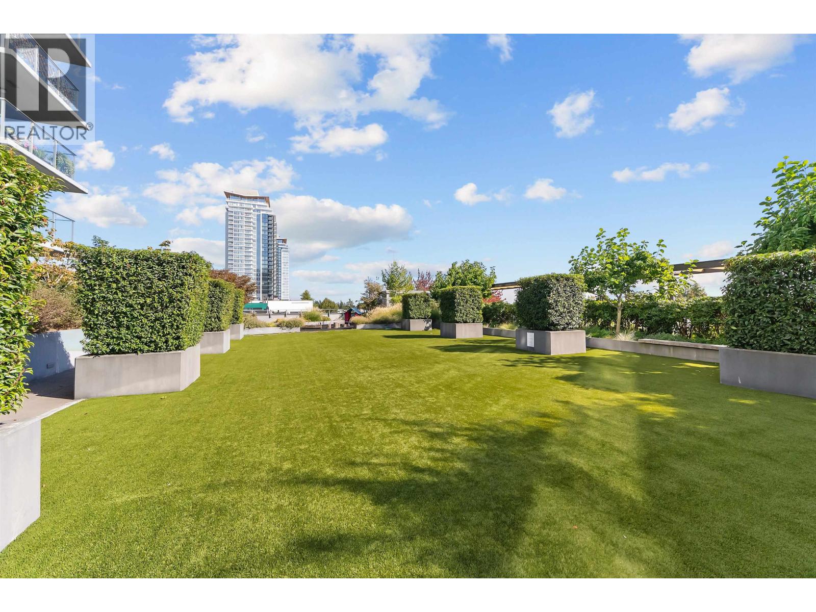 106 958 RIDGEWAY AVENUE, Coquitlam