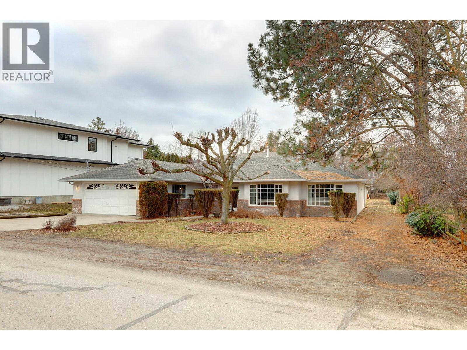 8208 Tebo Drive, Coldstream