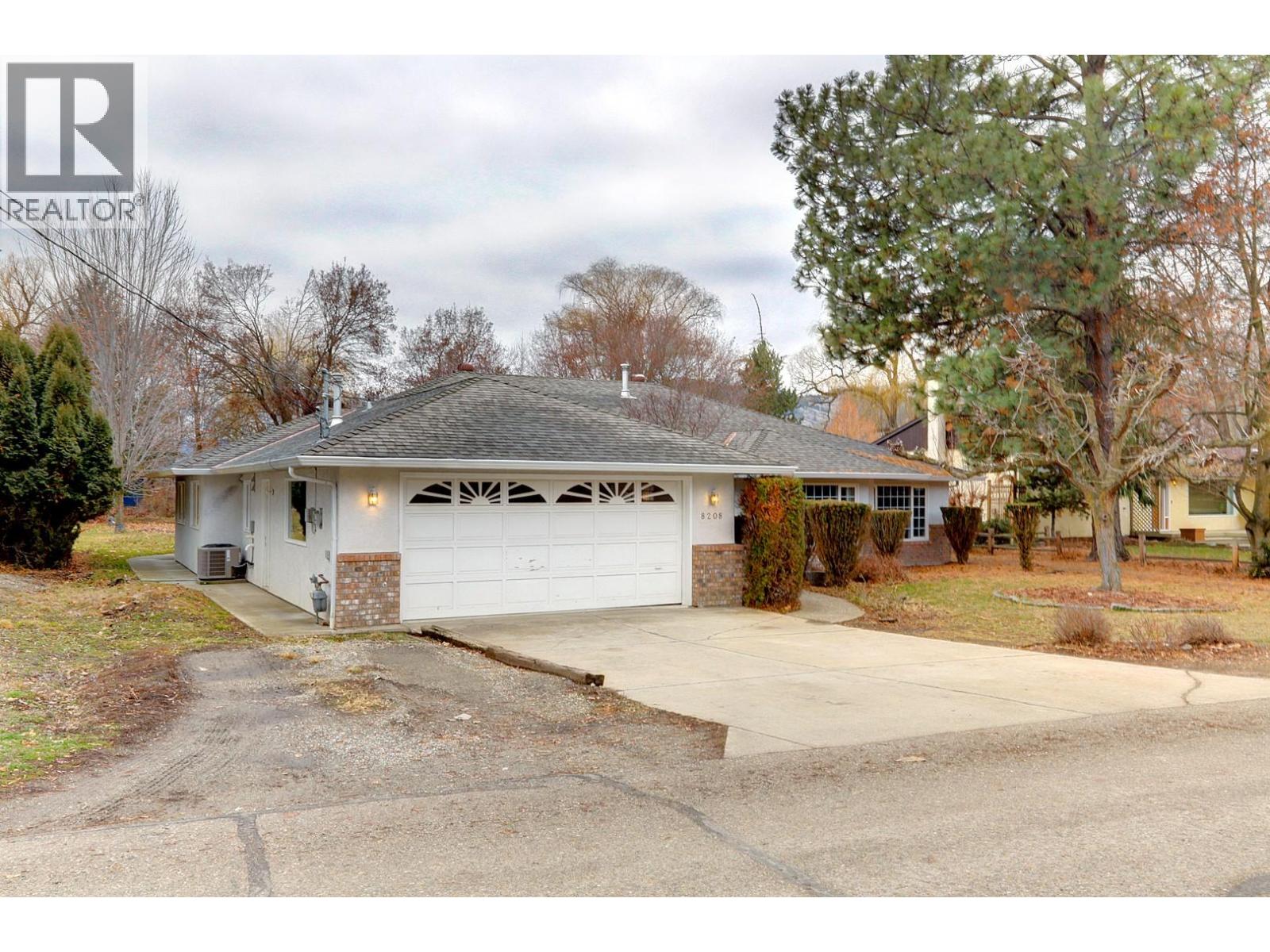 8208 Tebo Drive, Coldstream