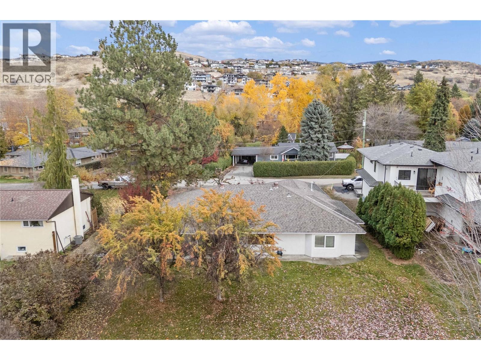 8208 Tebo Drive, Coldstream