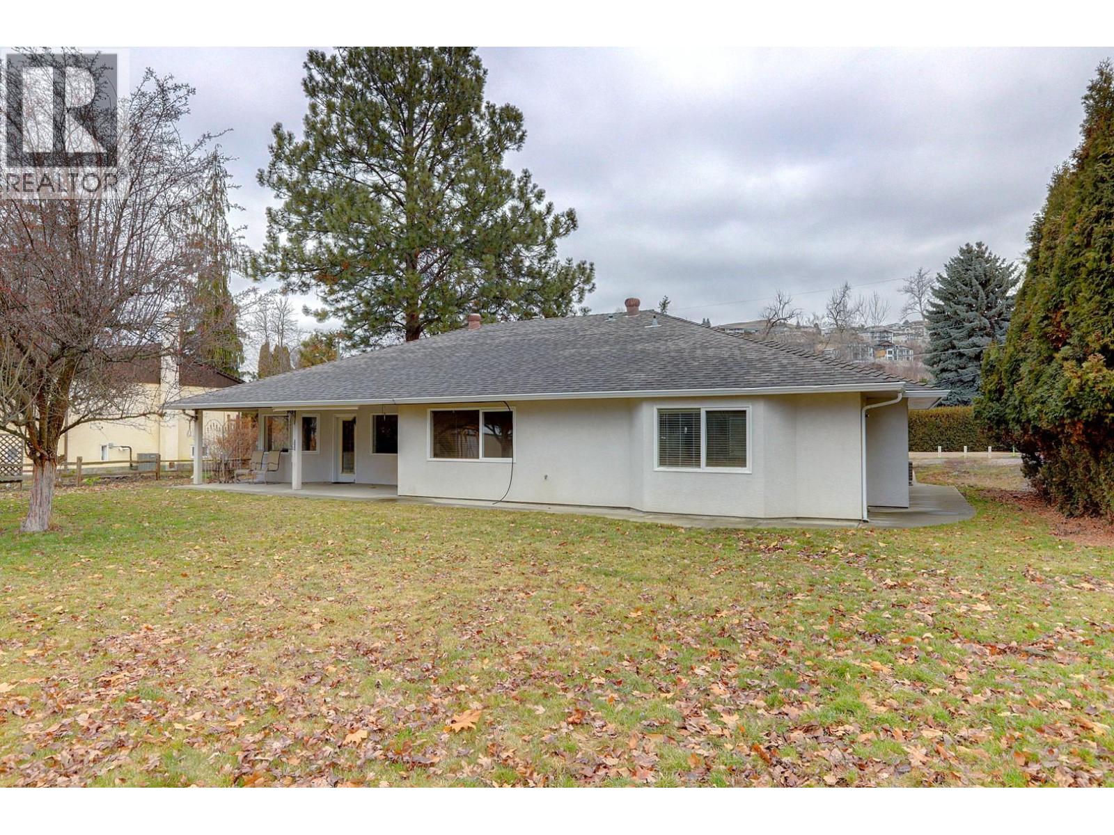 8208 Tebo Drive, Coldstream