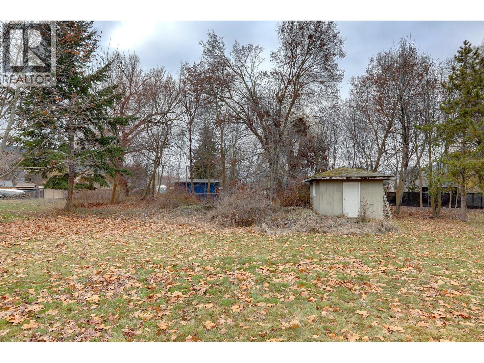 8208 Tebo Drive, Coldstream