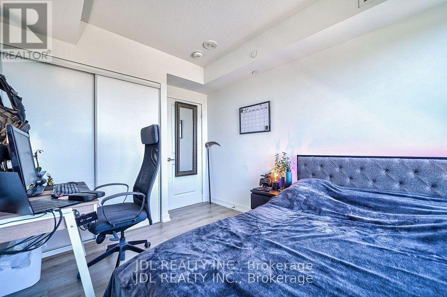 #1608 395 BLOOR STREET E - 20