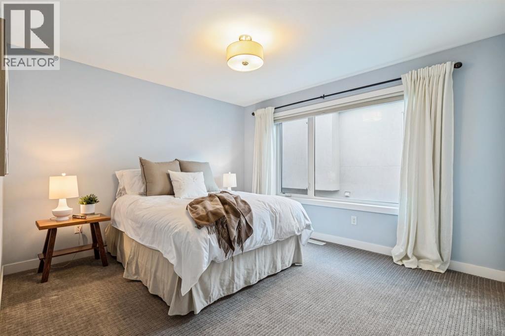 Single Family House for Sale in   Street SW South Calgary Calgary 