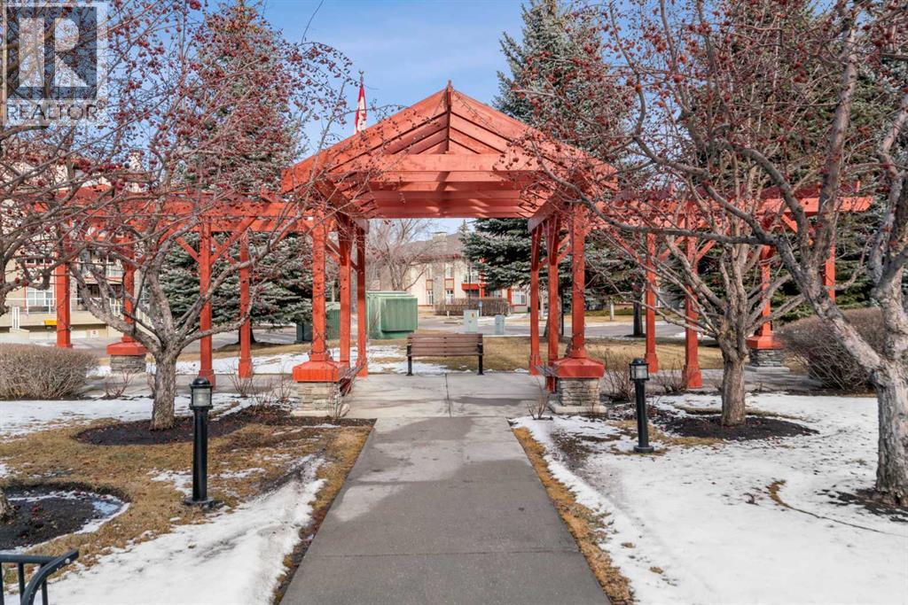 Single Family House for Sale in #  Lake Fraser Green SE Lake Bonavista Calgary 