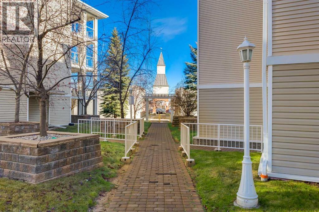 Single Family House for Sale in   Shawville Way SE Shawnessy Calgary 