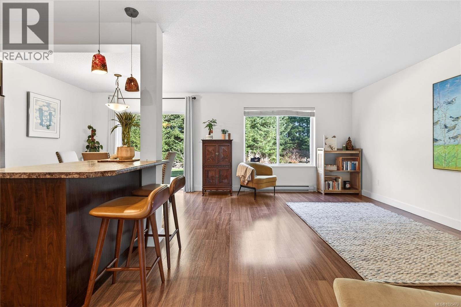 15 3400 Coniston Cres, Cumberland