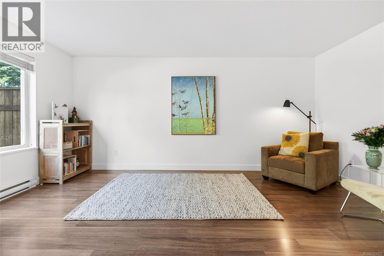 15 3400 Coniston Cres, Cumberland