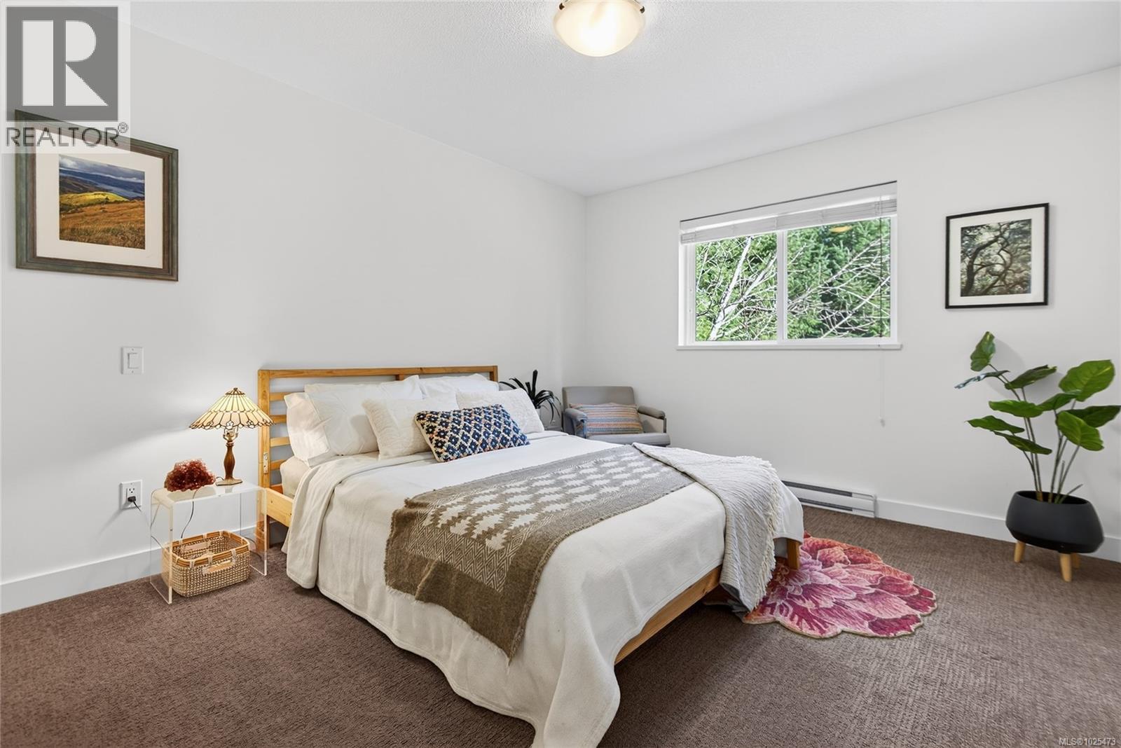 15 3400 Coniston Cres, Cumberland