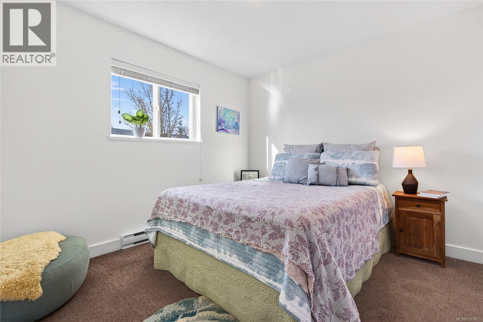 15 3400 Coniston Cres, Cumberland