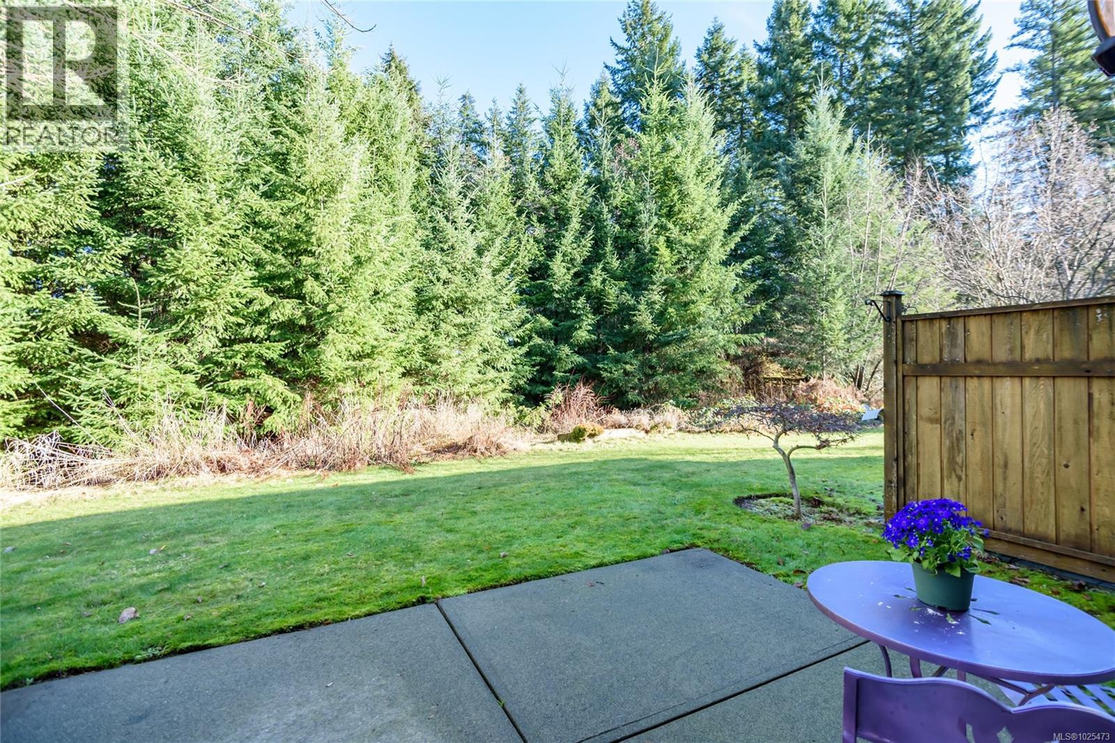 15 3400 Coniston Cres, Cumberland