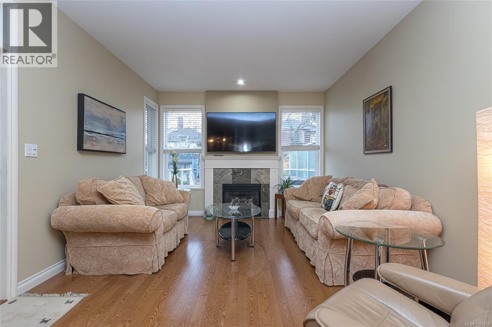  132 Clarence Street, Victoria