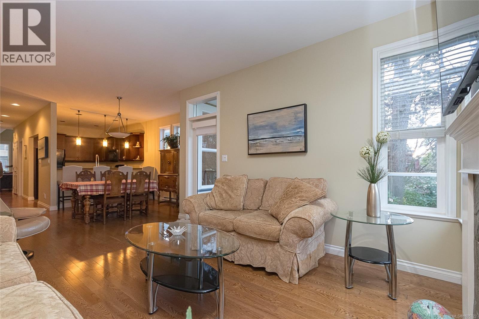  132 Clarence Street, Victoria