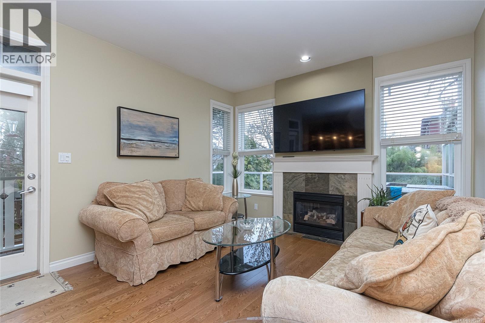  132 Clarence Street, Victoria