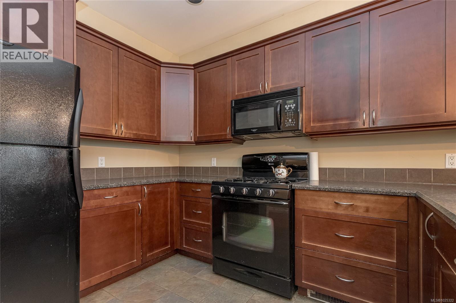  132 Clarence Street, Victoria