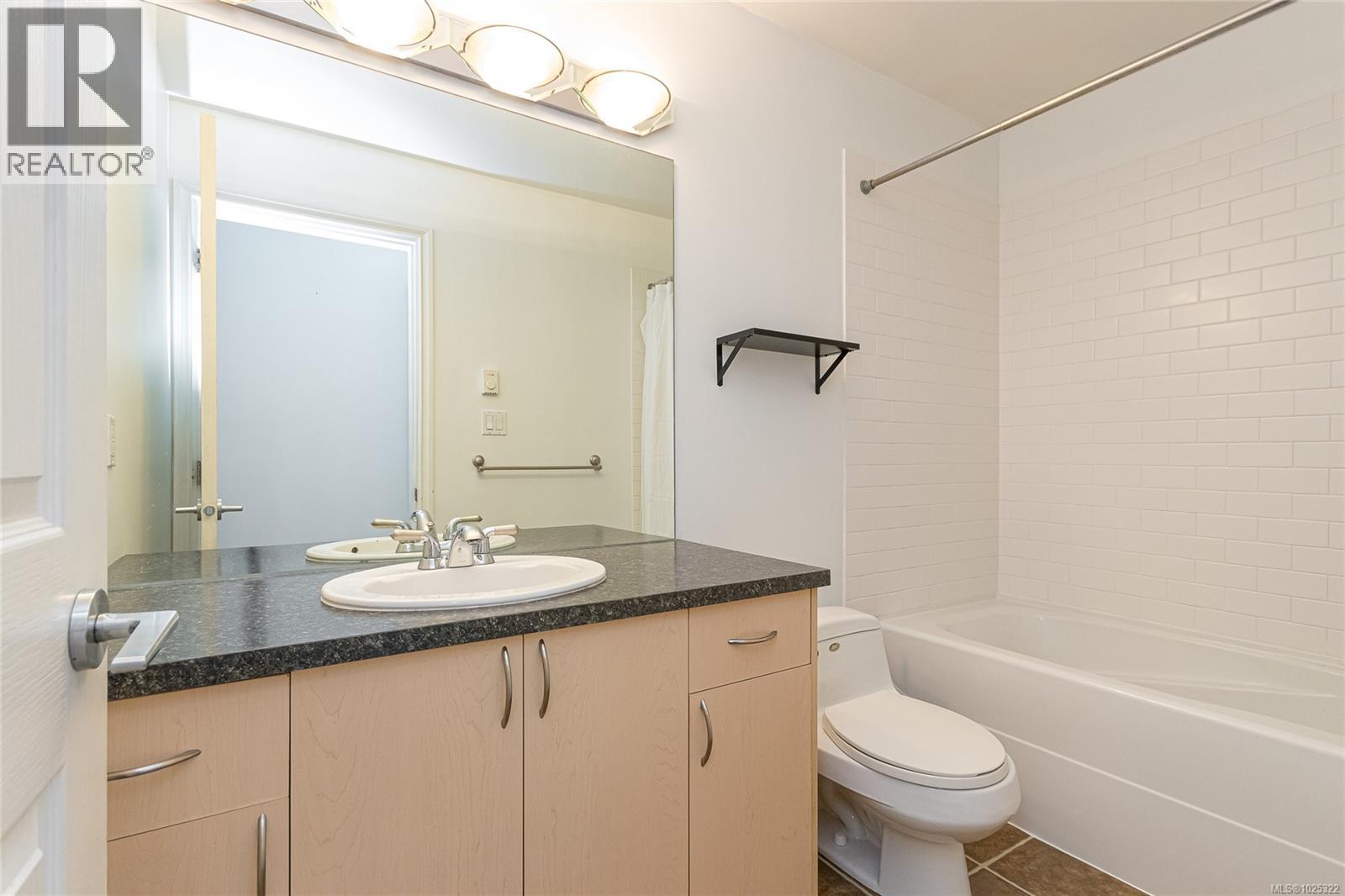  132 Clarence Street, Victoria