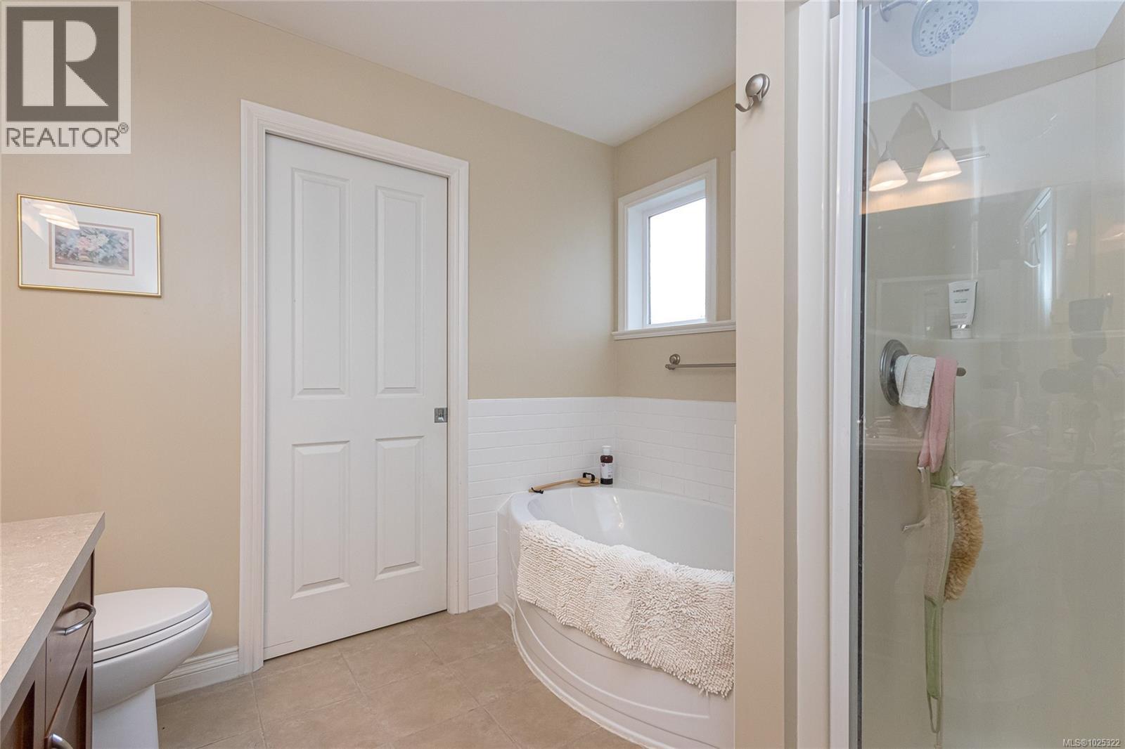  132 Clarence Street, Victoria