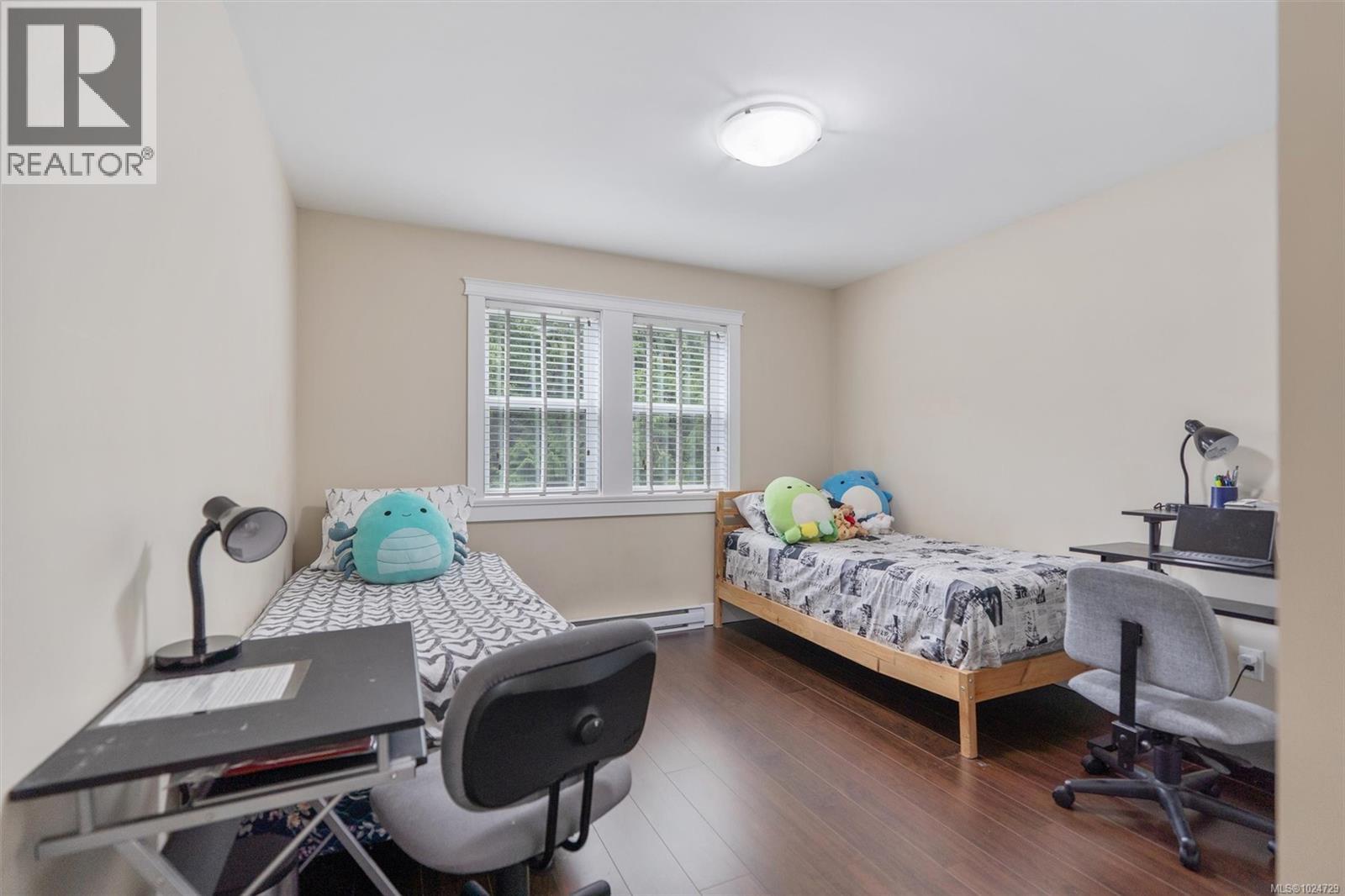 #209 954 WALFRED RD - 18