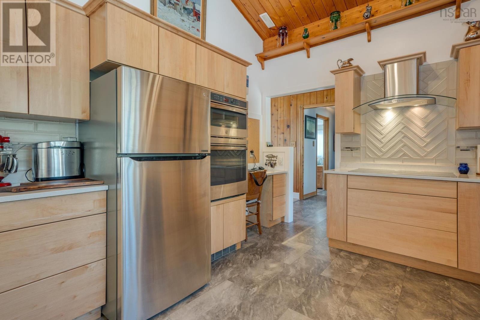 Property 15 of 48 of 1904 Sandy Point Road