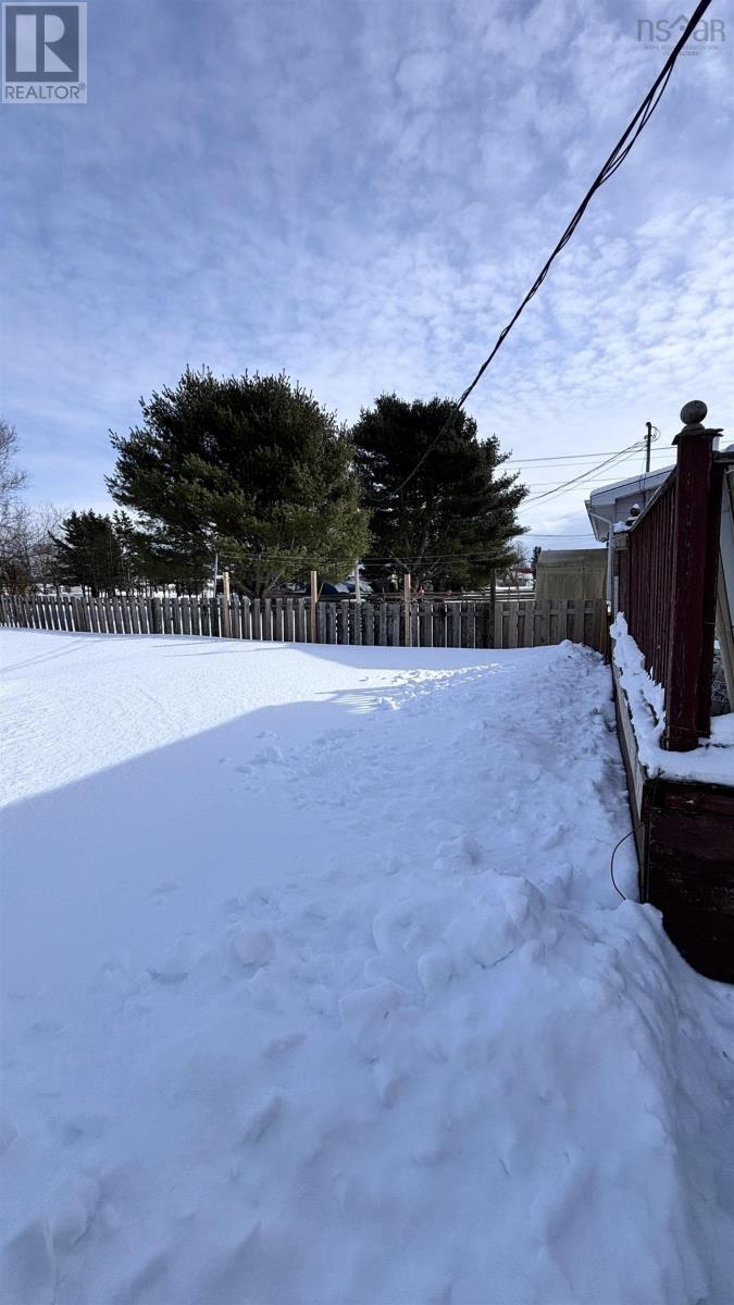 Property 37 of 38 of 130 PASSCHENDAELE Avenue