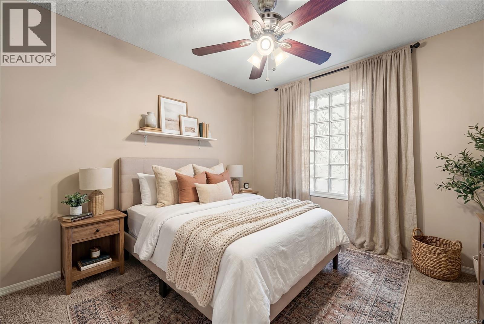 106 3724 Harriet Road, Saanich