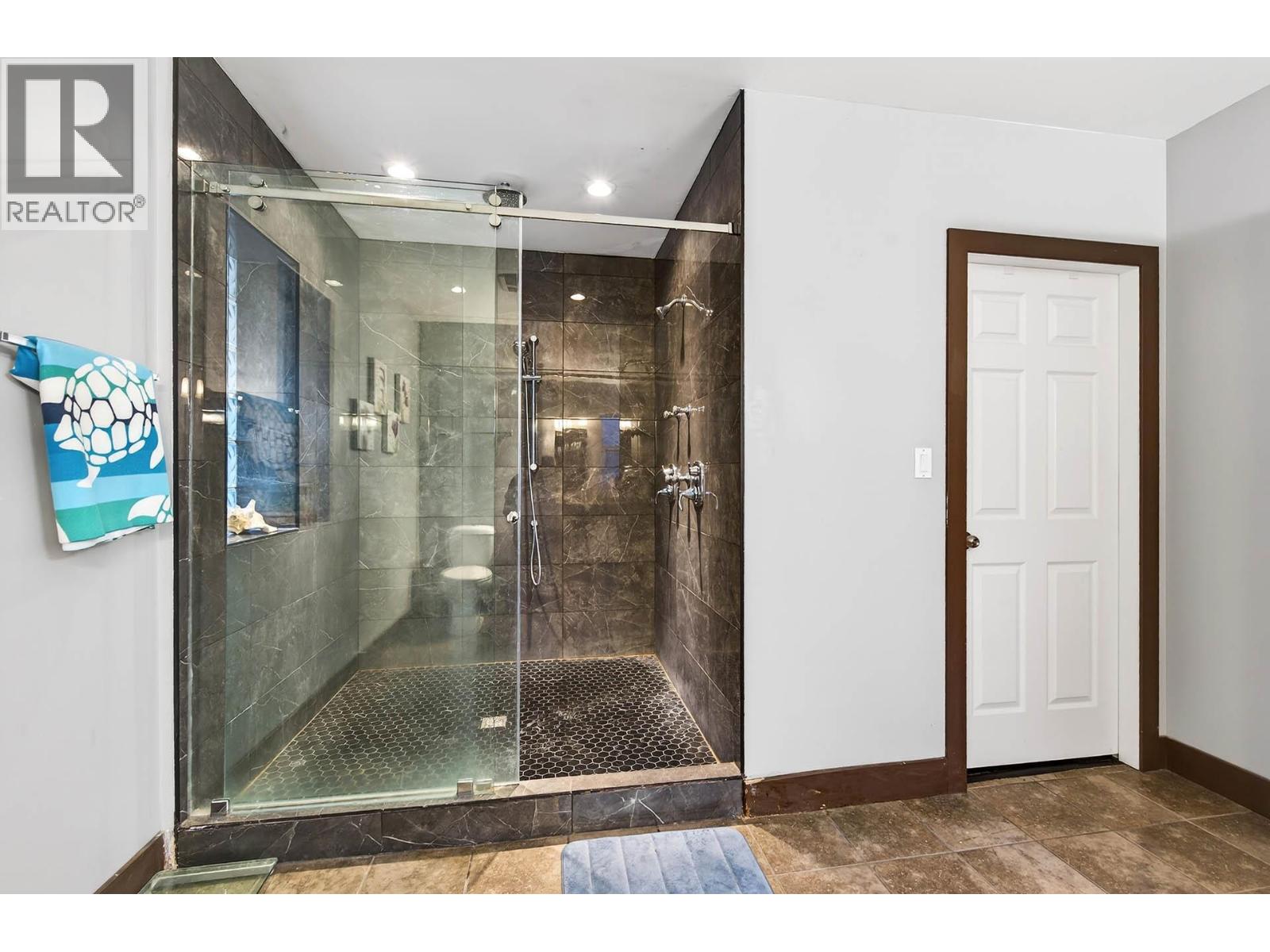 2828 SILVER BIRCH Lane, Kamloops