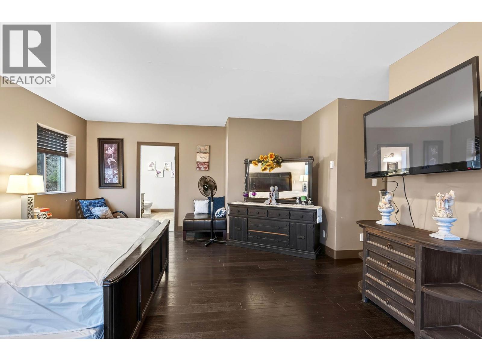 2828 SILVER BIRCH Lane - 26