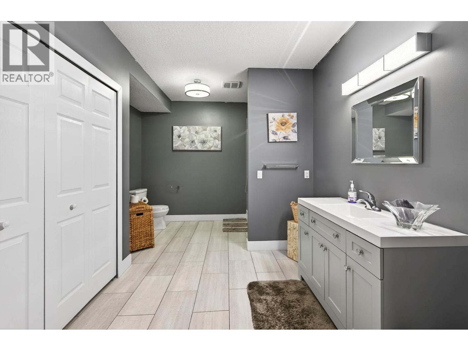 2828 SILVER BIRCH Lane - 39
