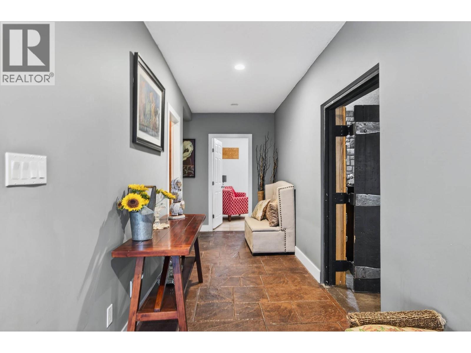 2828 SILVER BIRCH Lane, Kamloops