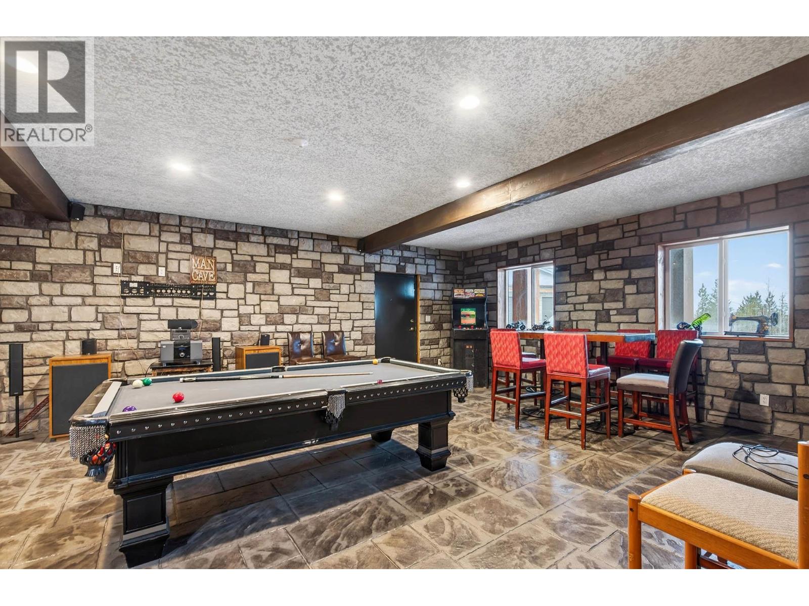 2828 SILVER BIRCH Lane - 53
