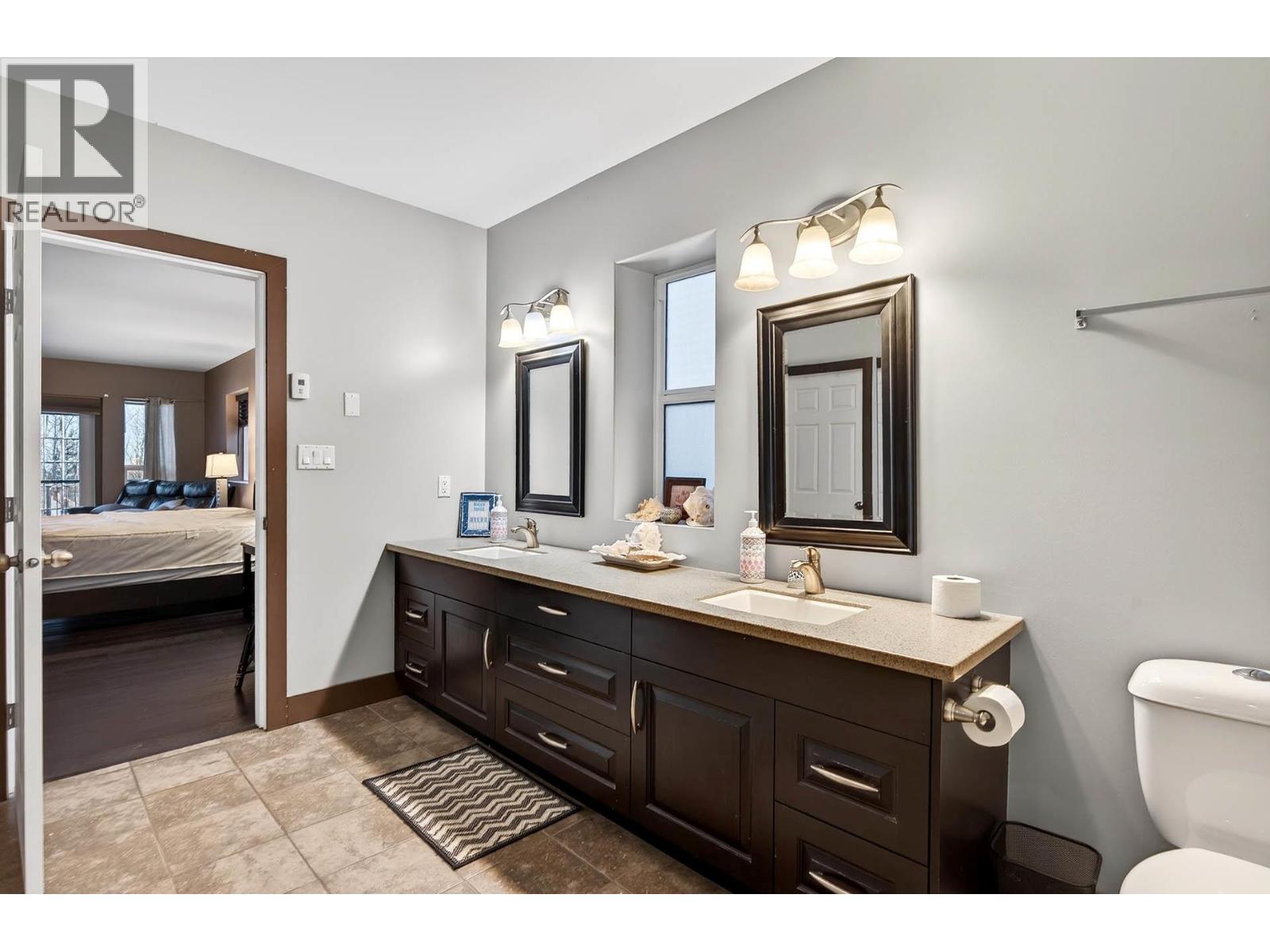 2828 SILVER BIRCH Lane, Kamloops