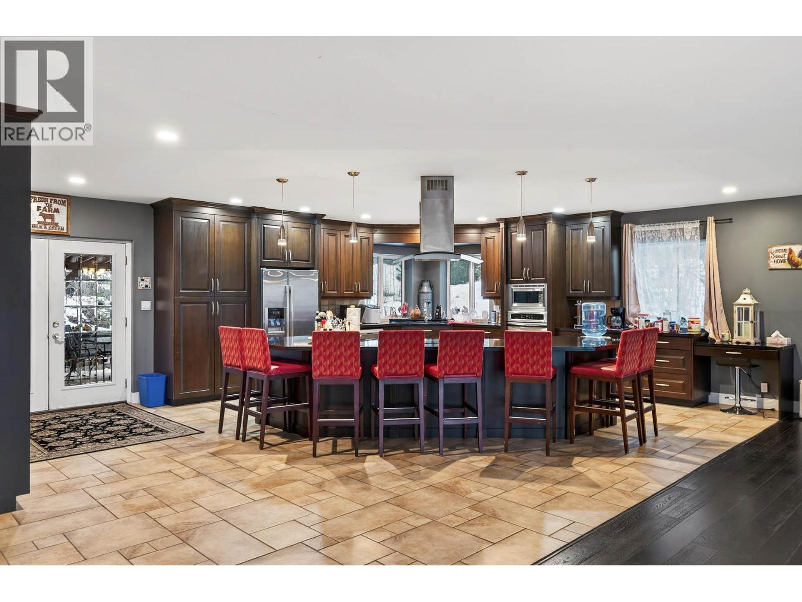 2828 SILVER BIRCH Lane, Kamloops