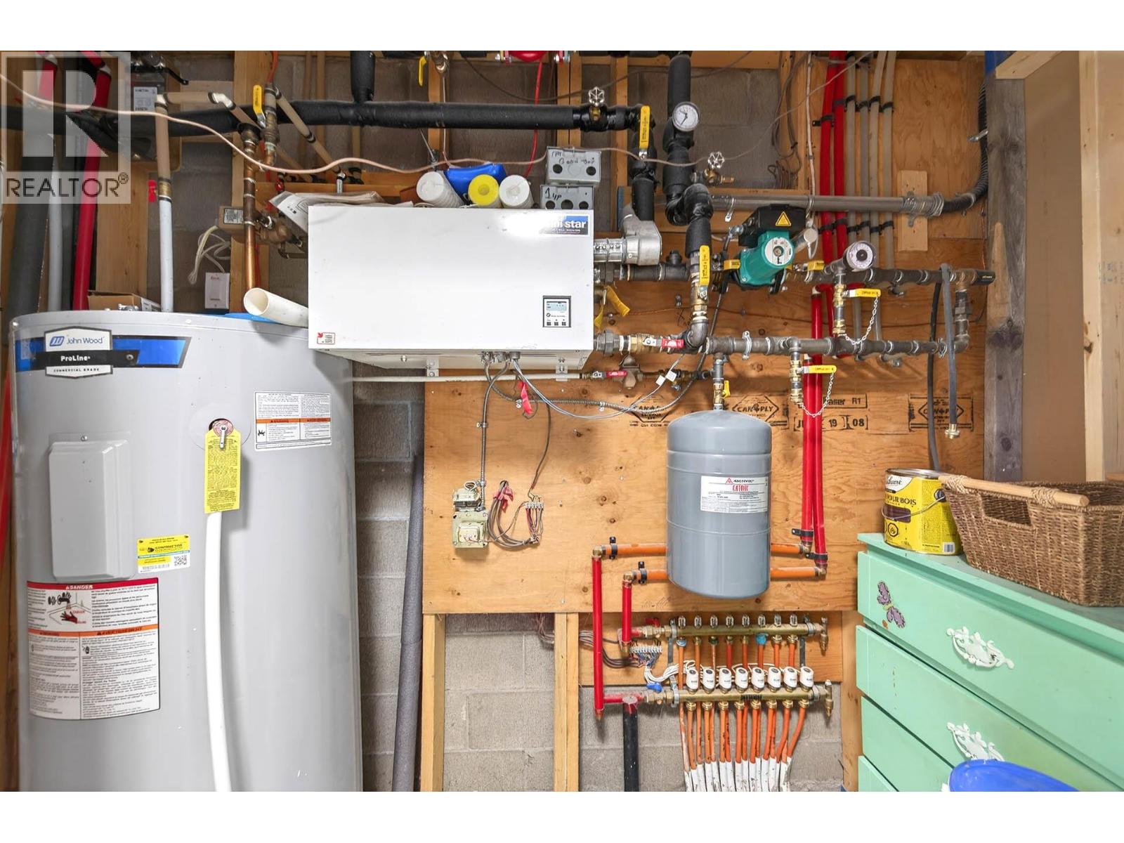 2828 SILVER BIRCH Lane, Kamloops