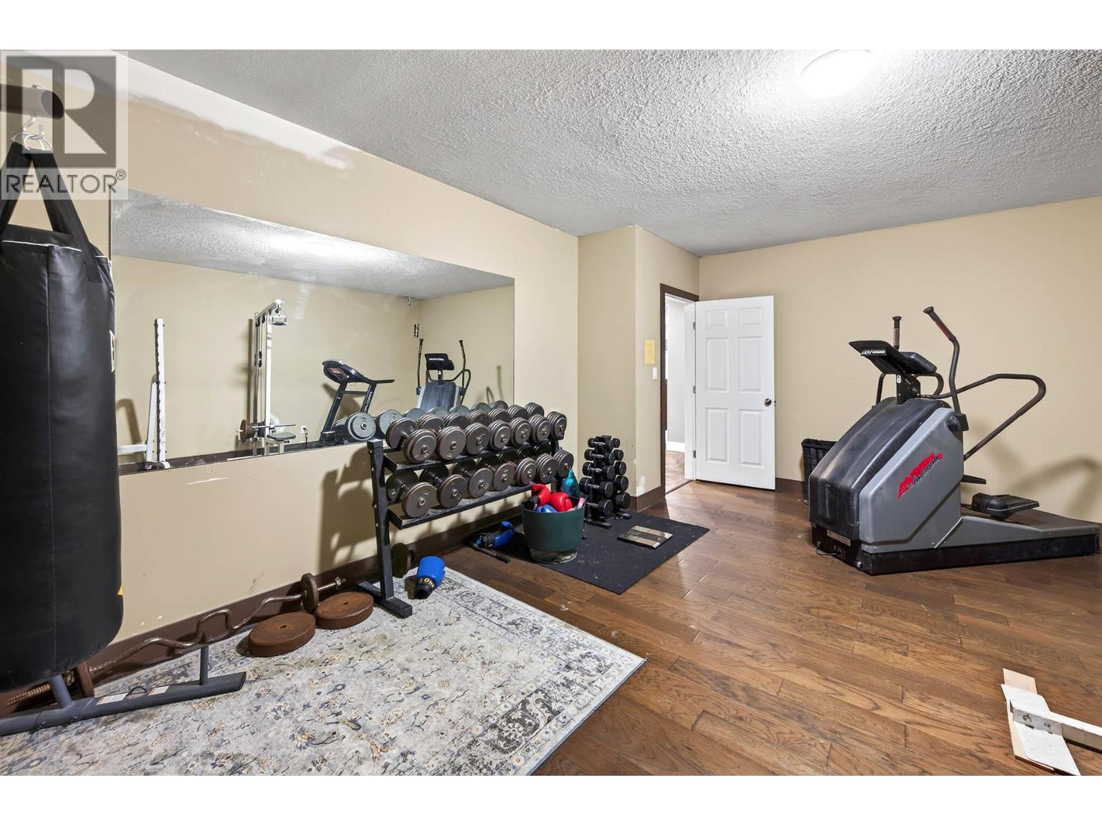 2828 SILVER BIRCH Lane - 47