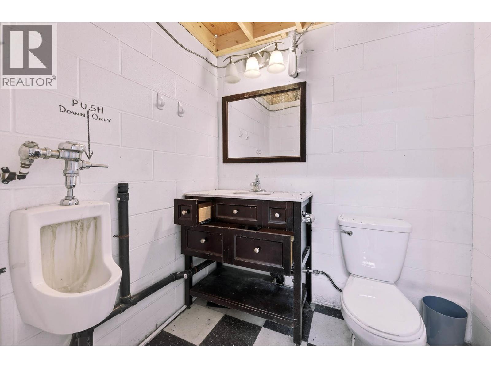 2828 SILVER BIRCH Lane, Kamloops