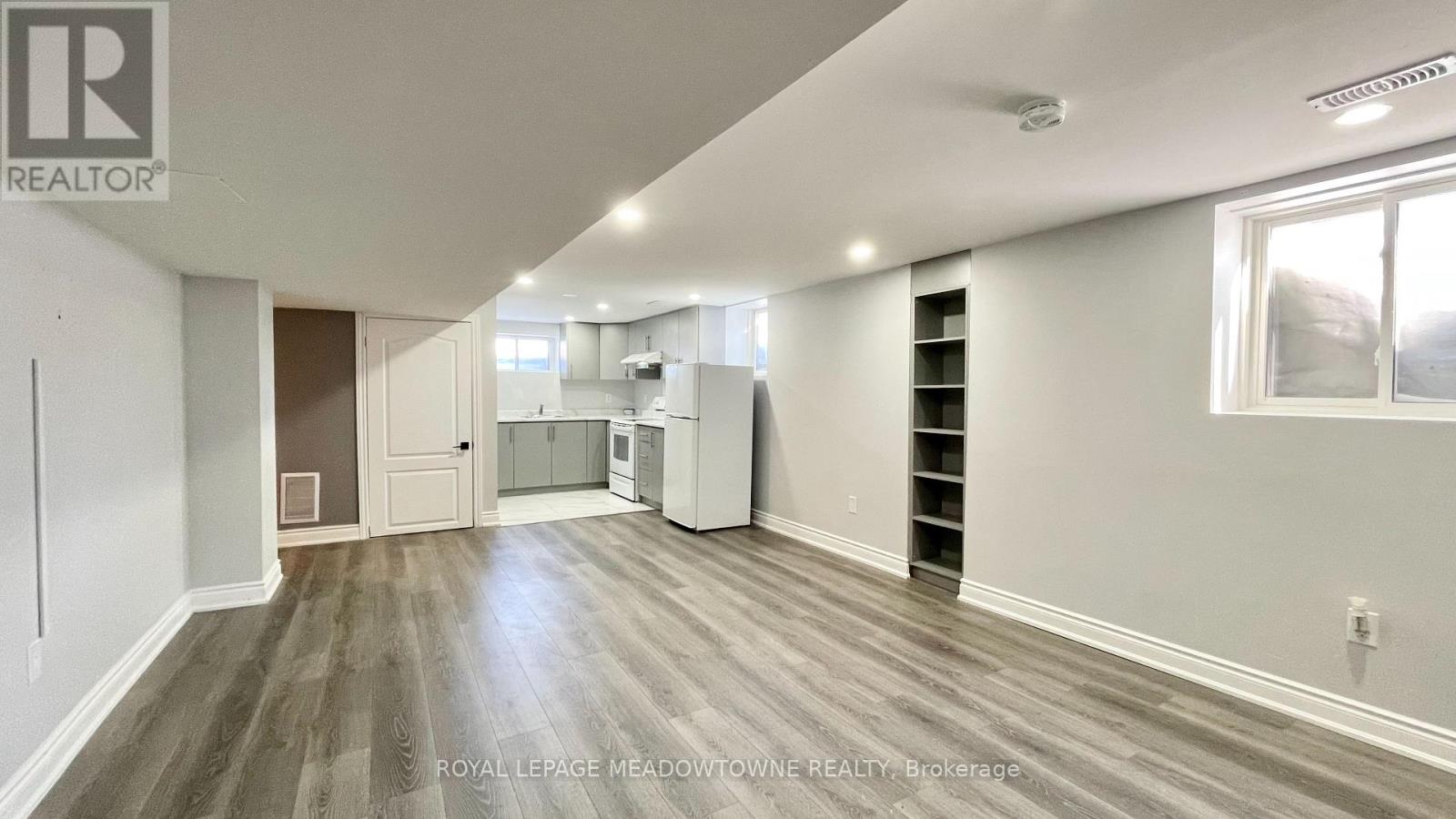 4 Keats Unit Bsmt photo 4