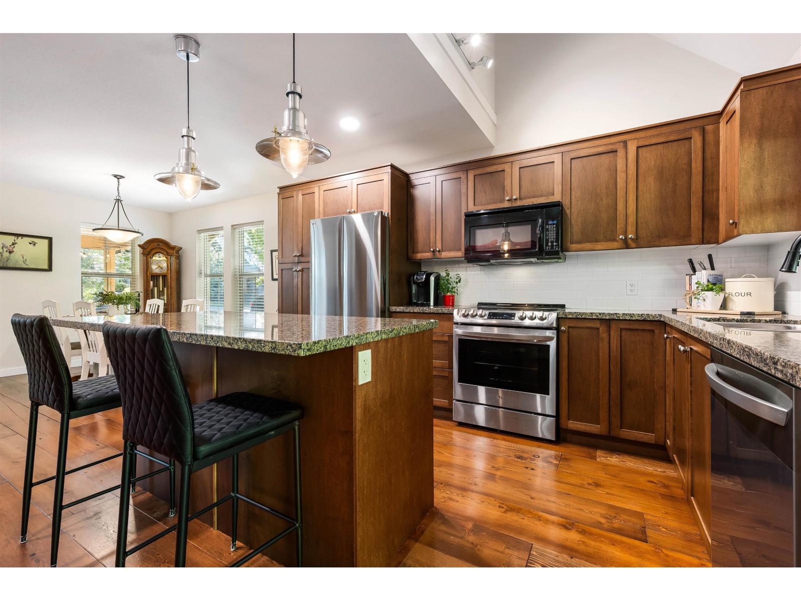 1845 MOSSY GREEN WAY, Cultus Lake South, Lindell Beach