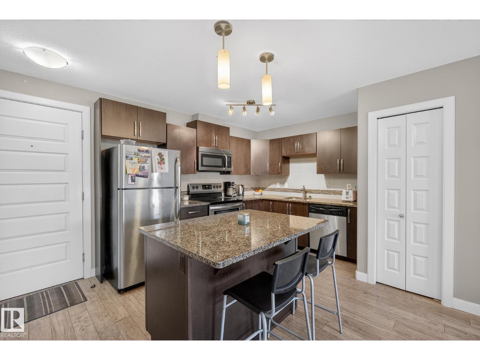 #104 8515 99 ST NW - 6