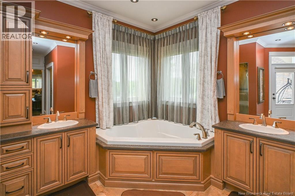 4261 RUE ANTHONY STREET - Image 33
