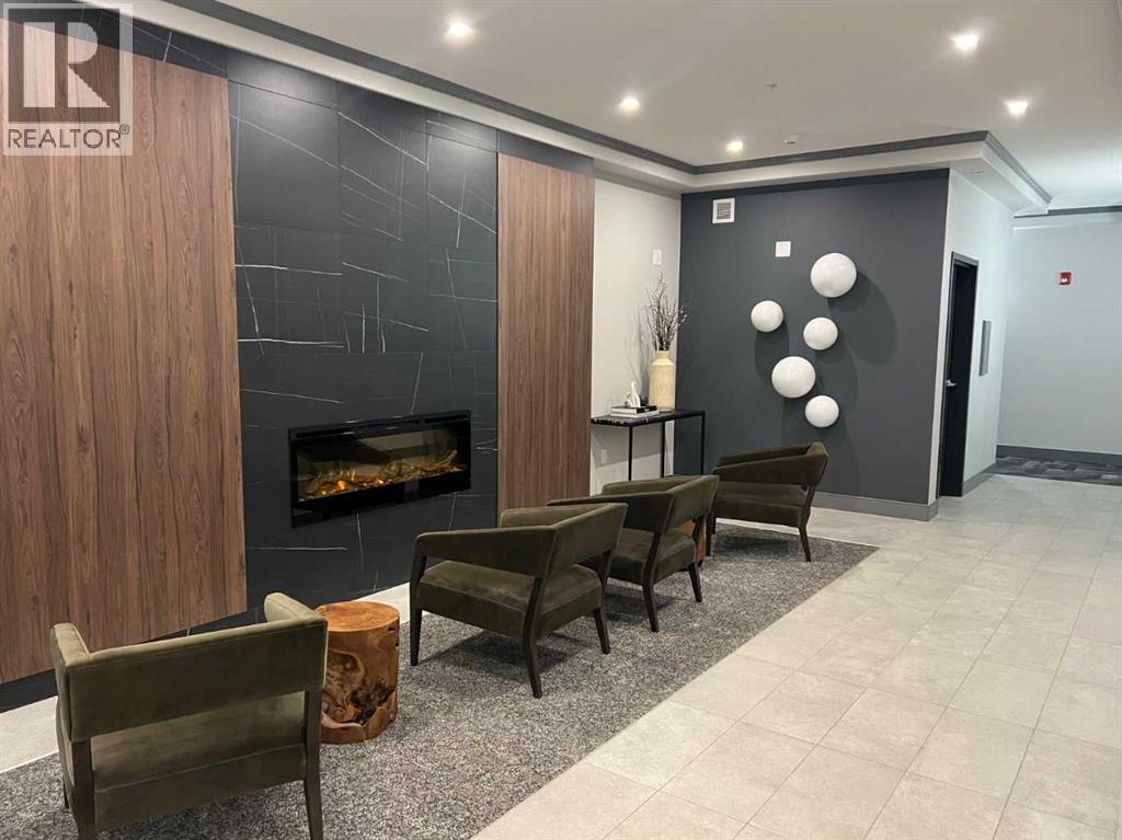 Single Family House for Sale in    Avenue SW Springbank Hill Calgary 