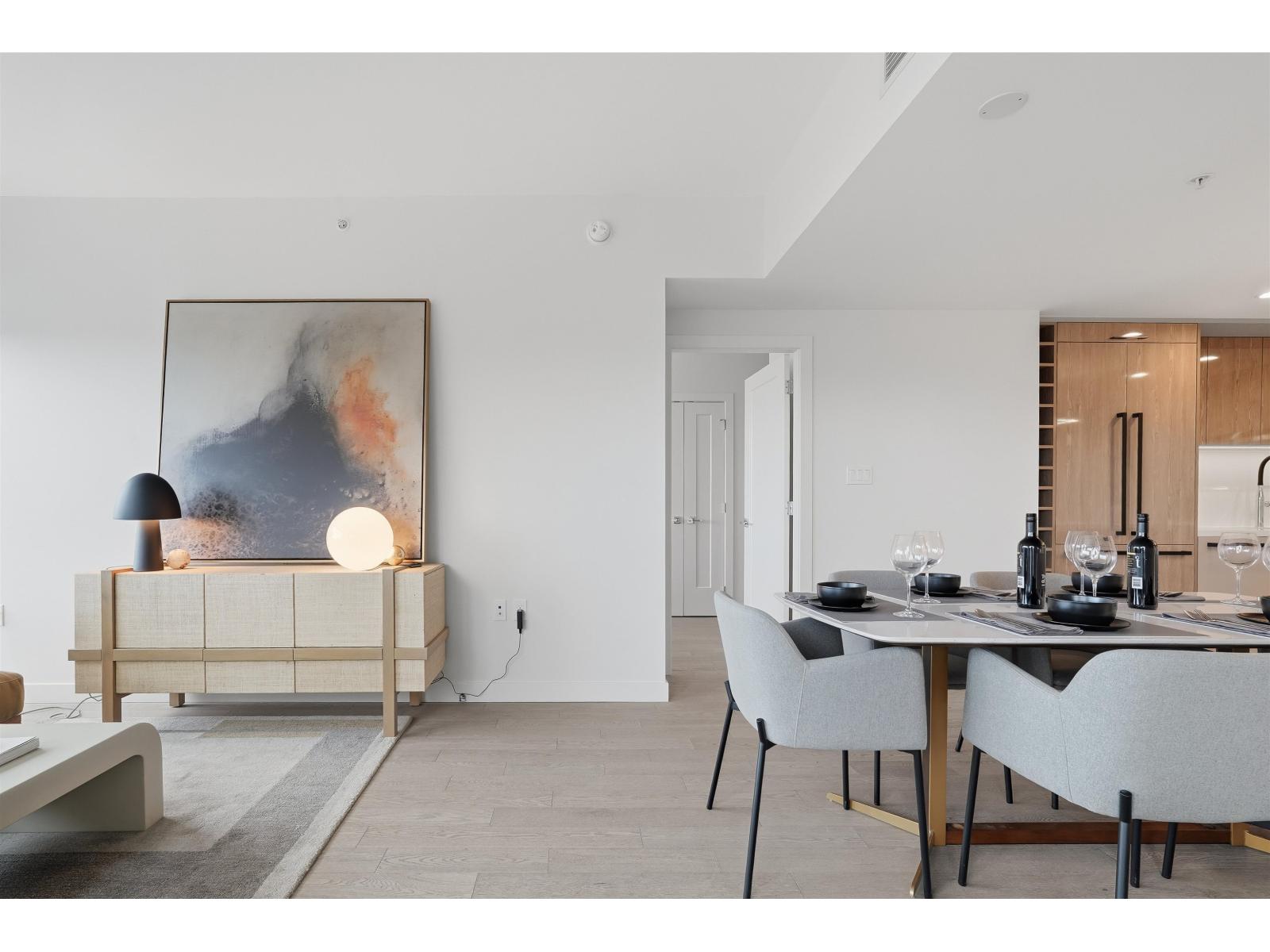 304 1526 FINLAY STREET, White Rock