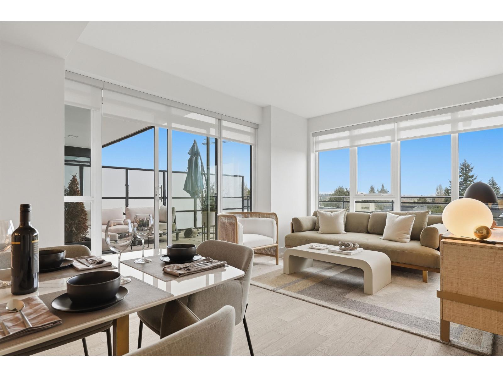 304 1526 FINLAY STREET, White Rock