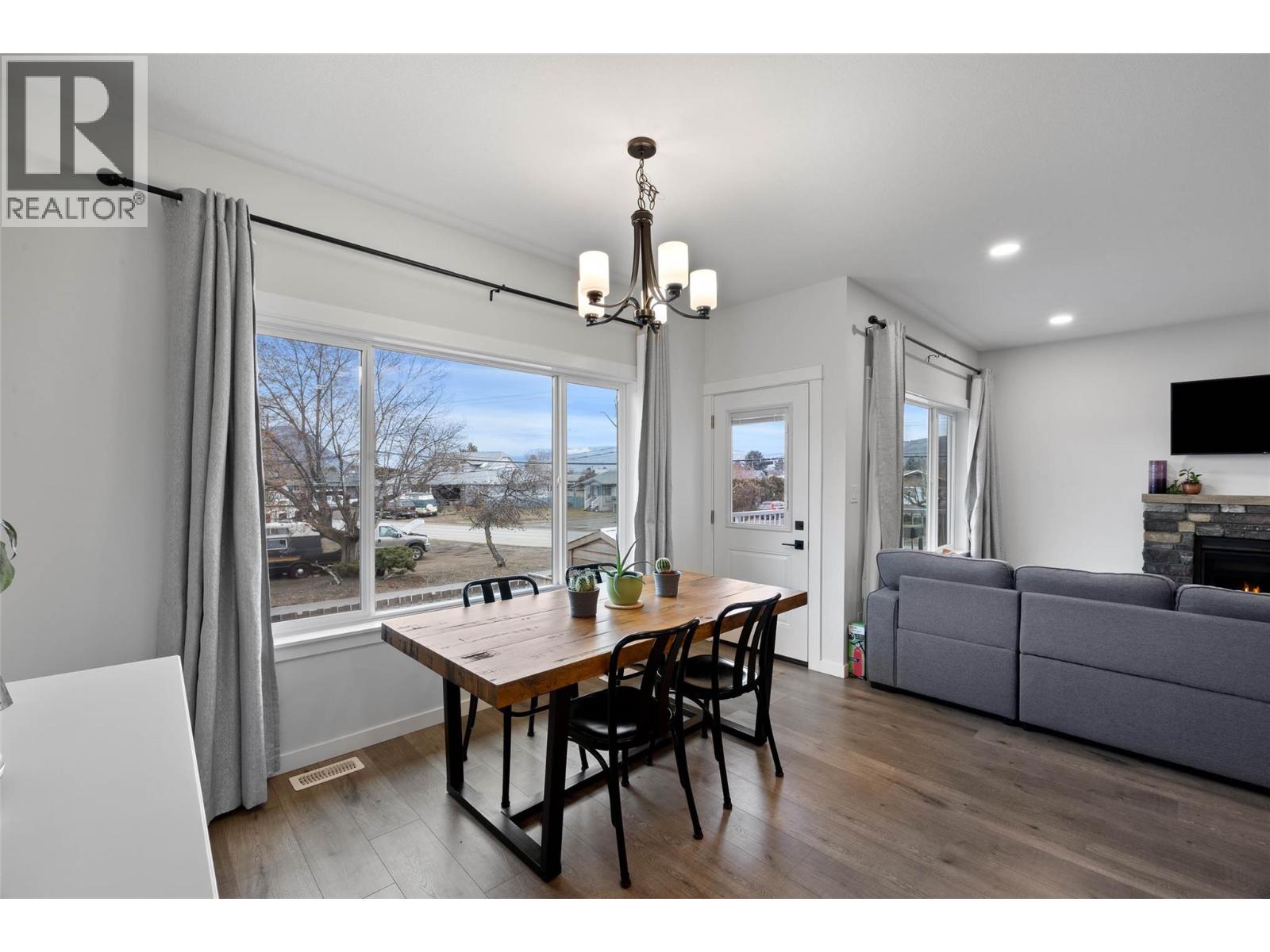 1117 LAROQUE Street, Kamloops