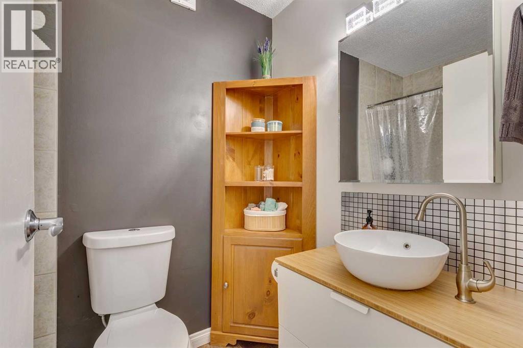 Single Family House for Sale in B  Heritage Drive SE Acadia Calgary 