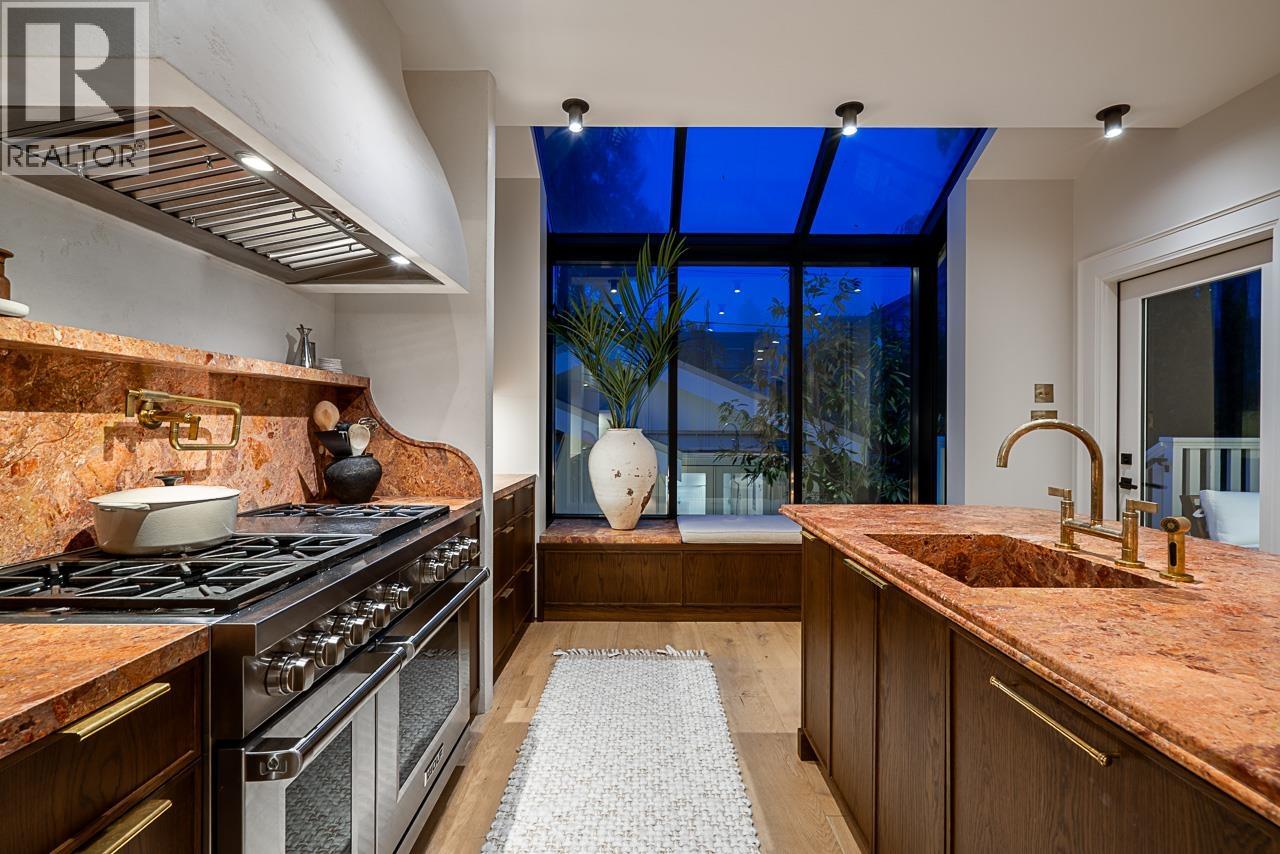 3575 MAYFAIR AVENUE, Vancouver