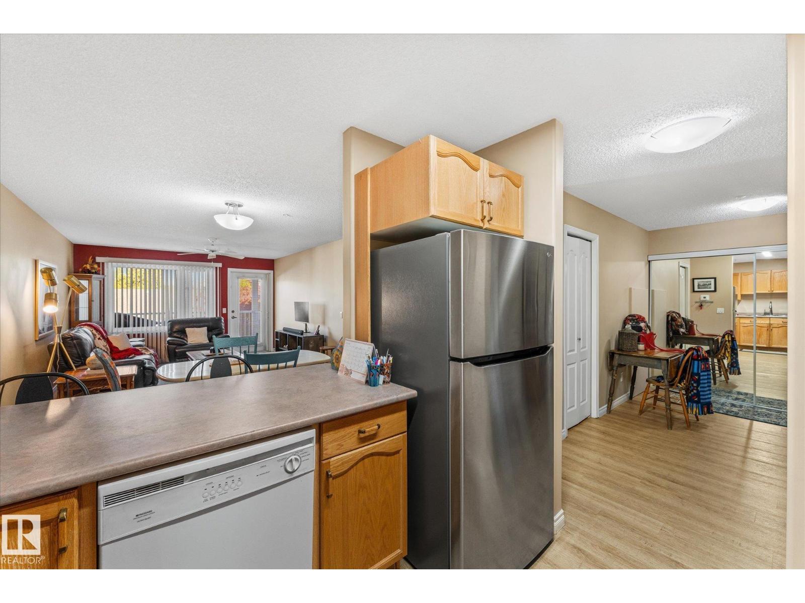 #203 160 KINGSWOOD BV, St. Albert