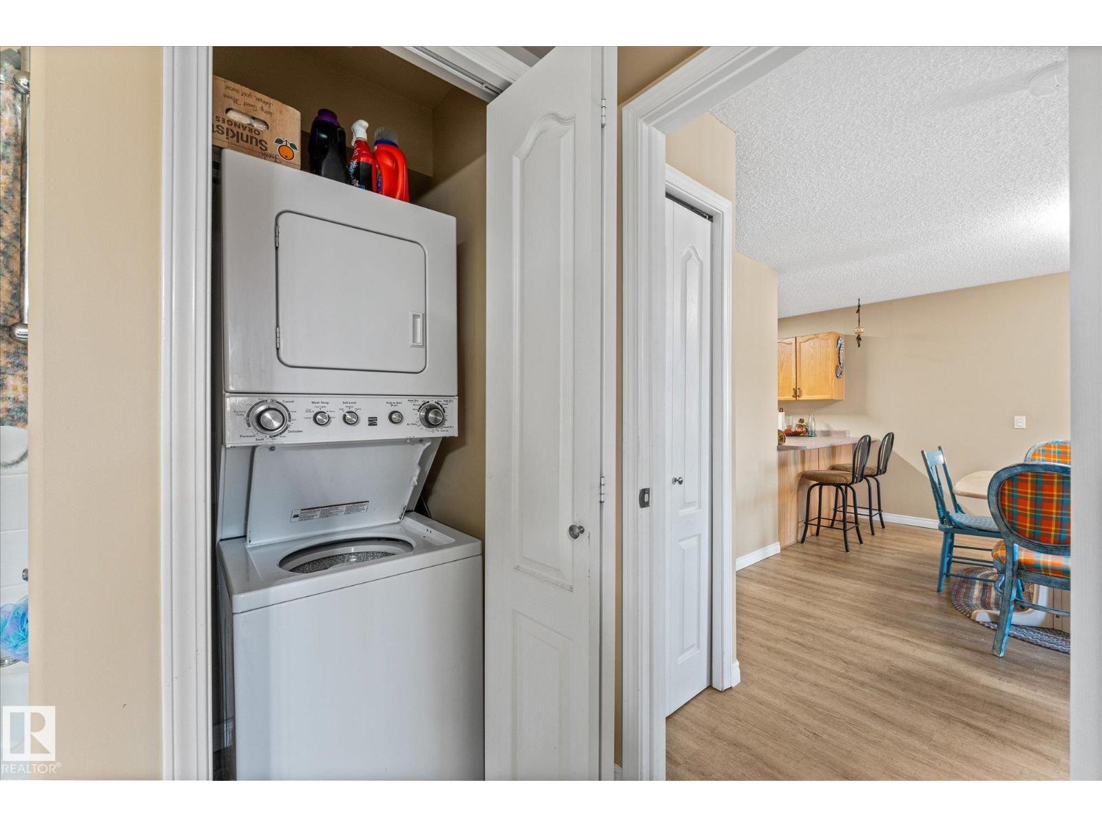 #203 160 KINGSWOOD BV, St. Albert